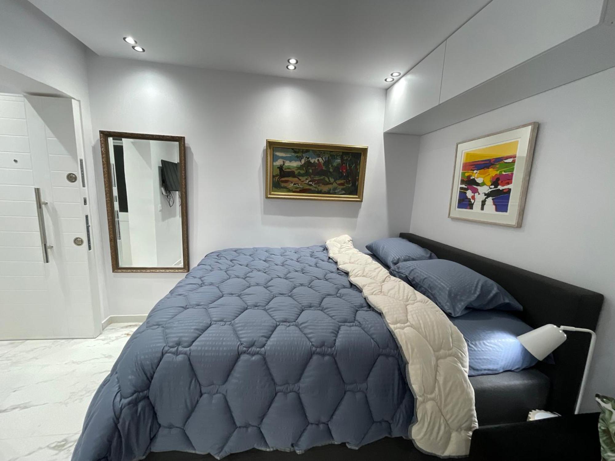 Midnight Apartments Tiranë Ngoại thất bức ảnh